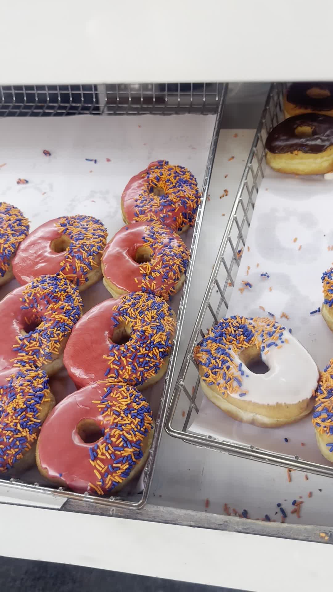 Peter Pan Donut & Pastry Shop