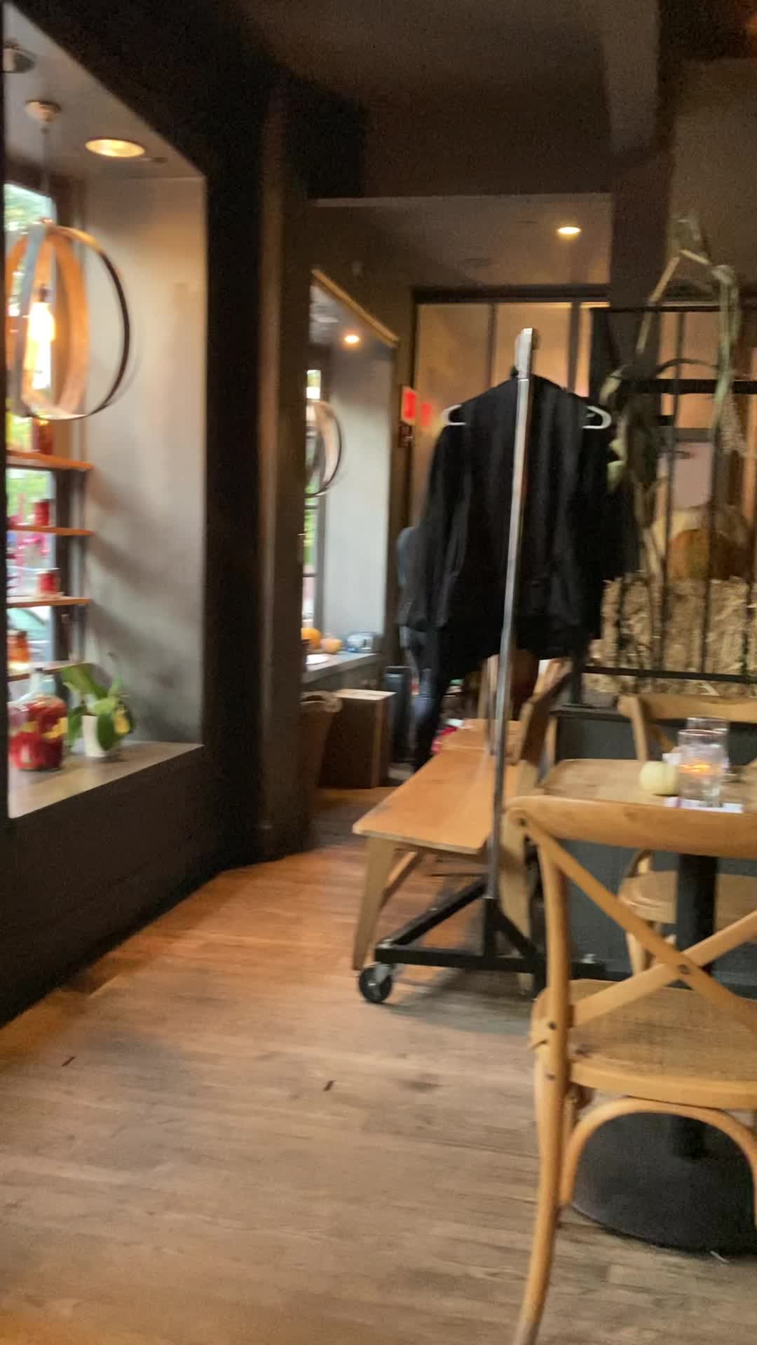 Video review of The Twisted Tail