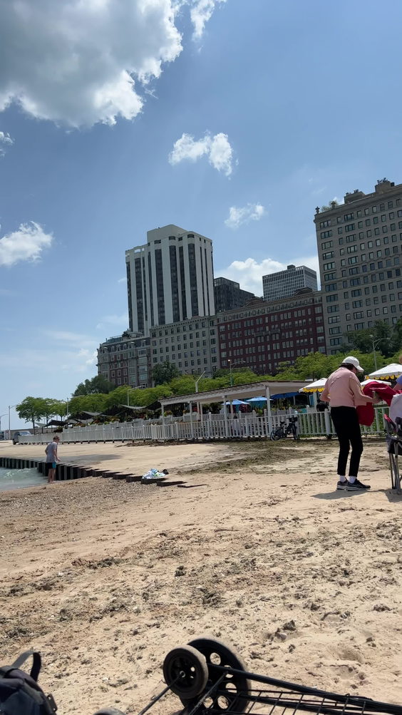 Oak Street Beach Vollyball
