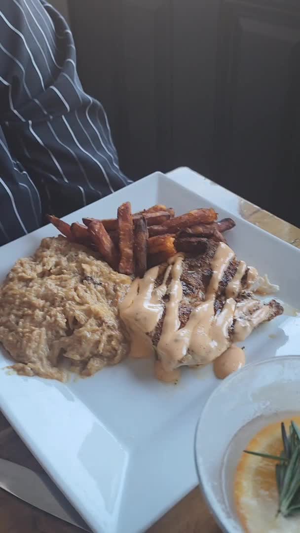 Southern Roots Restaurant & Catering