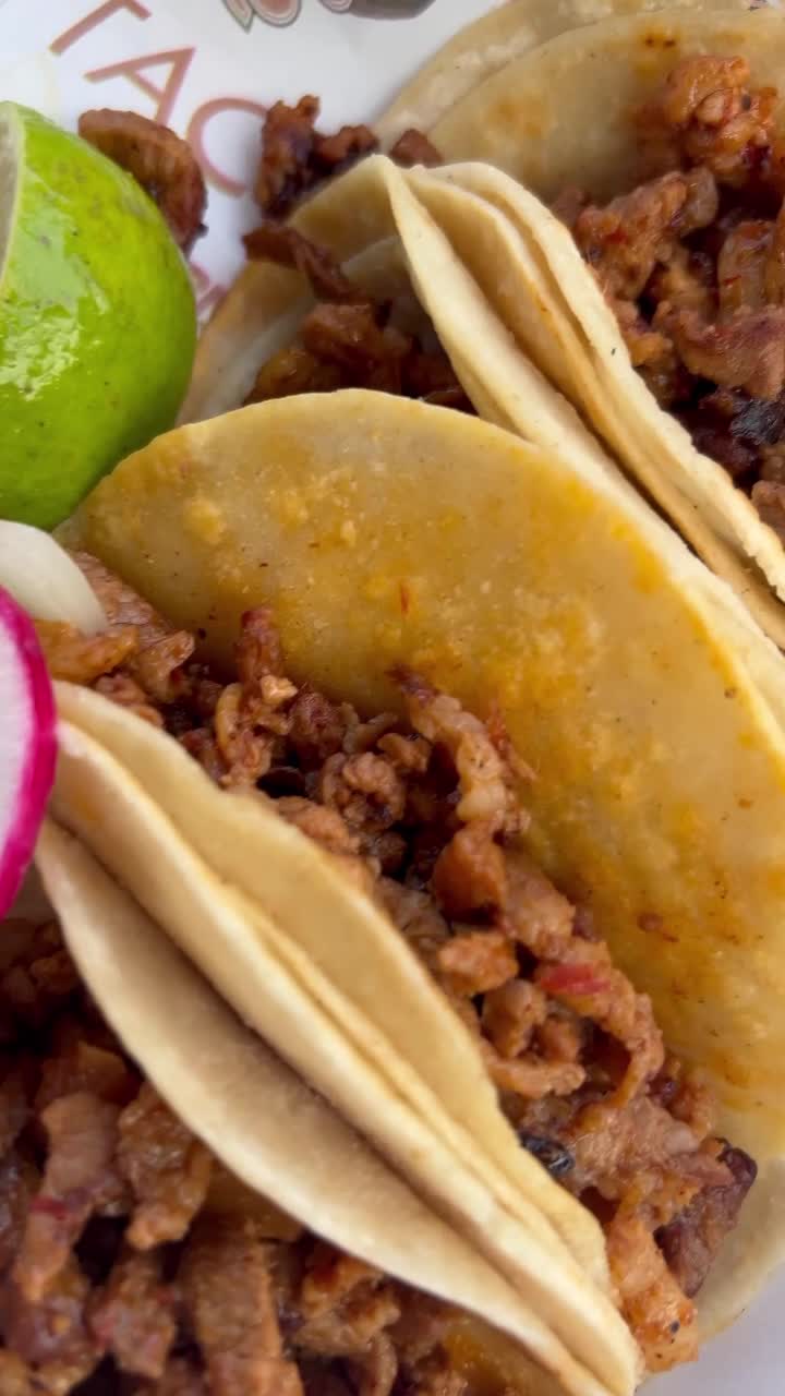El jefe birria & Tacos