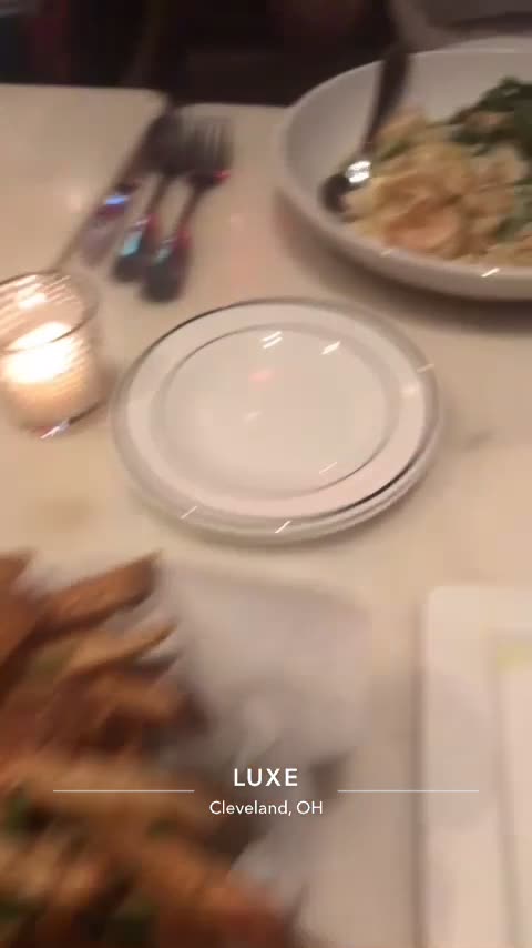 Luxe Kitchen & Lounge