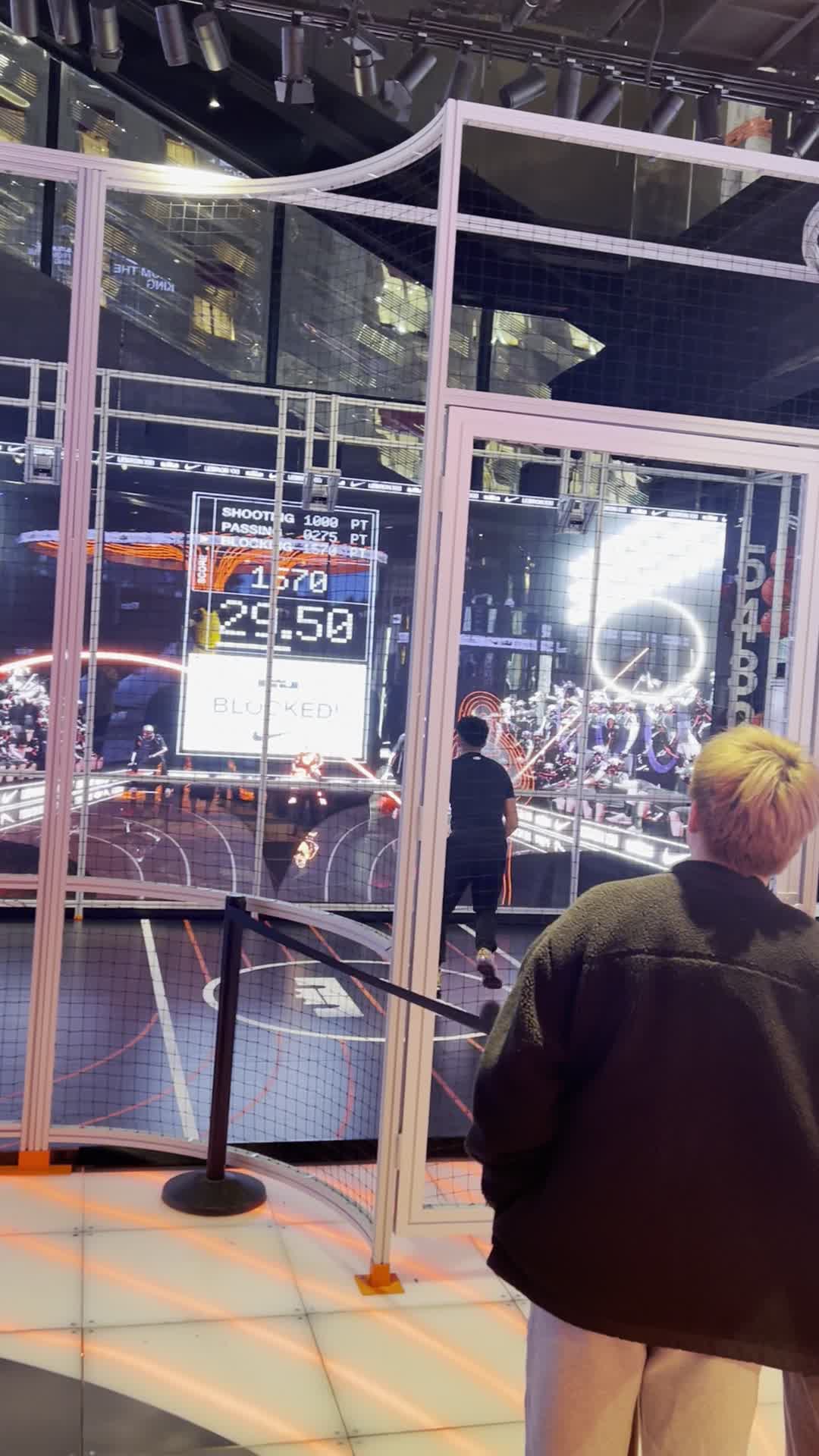 Video review of Nike Soho