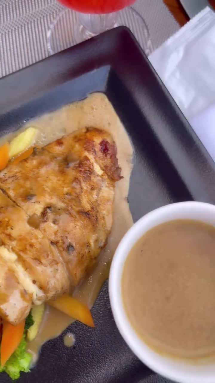 Video review of Radisson Blu