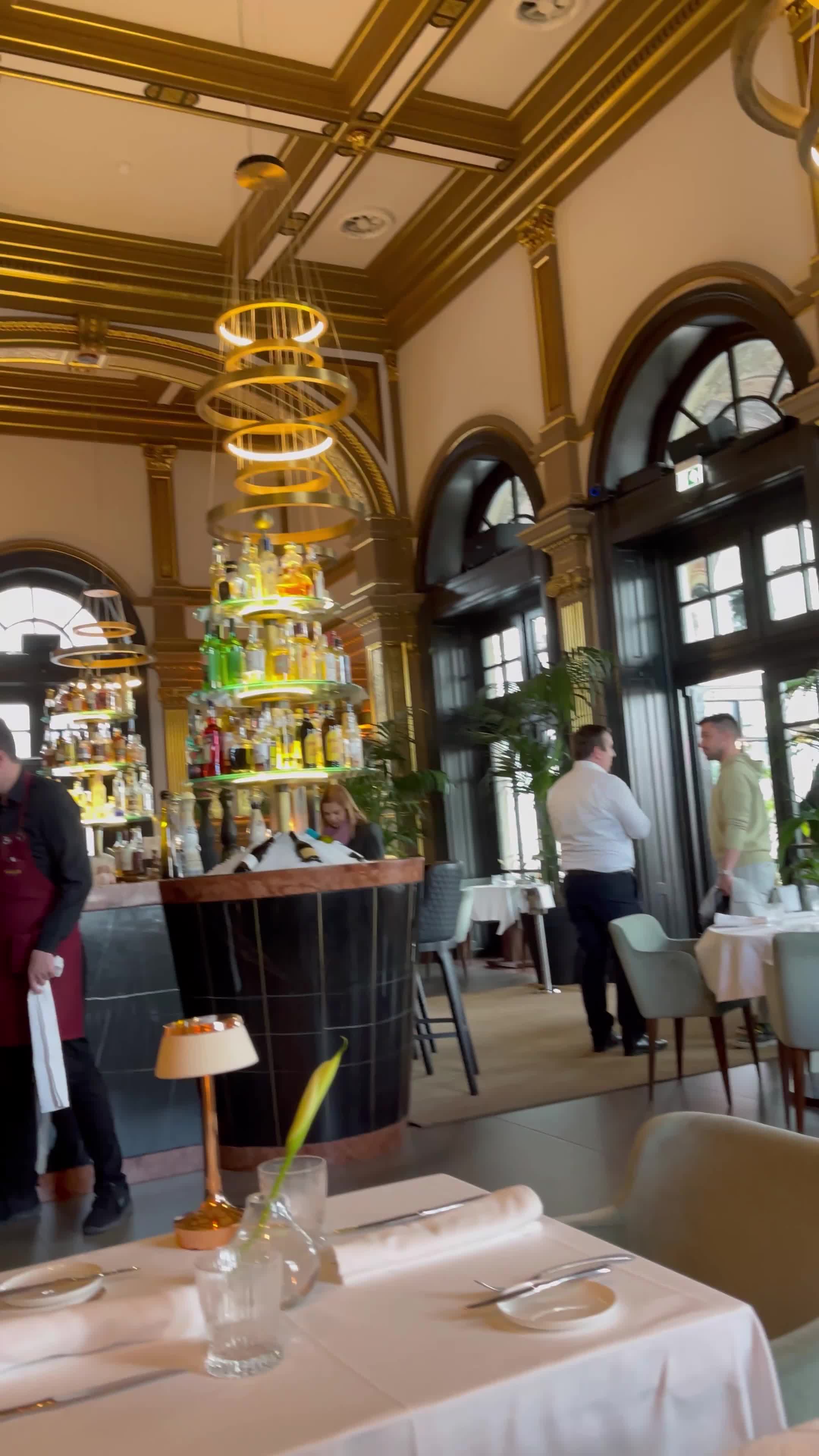 Video review of FELIX Kitchen & Bar
