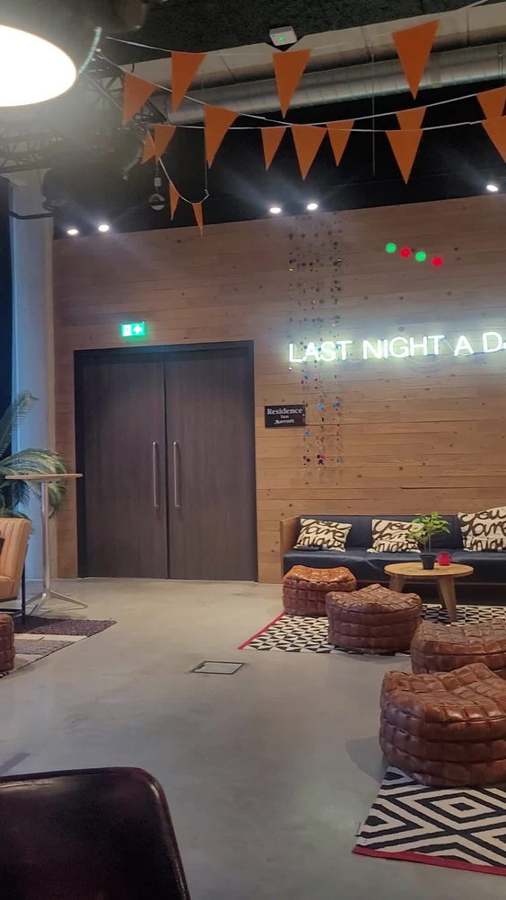 Moxy Amsterdam Houthavens