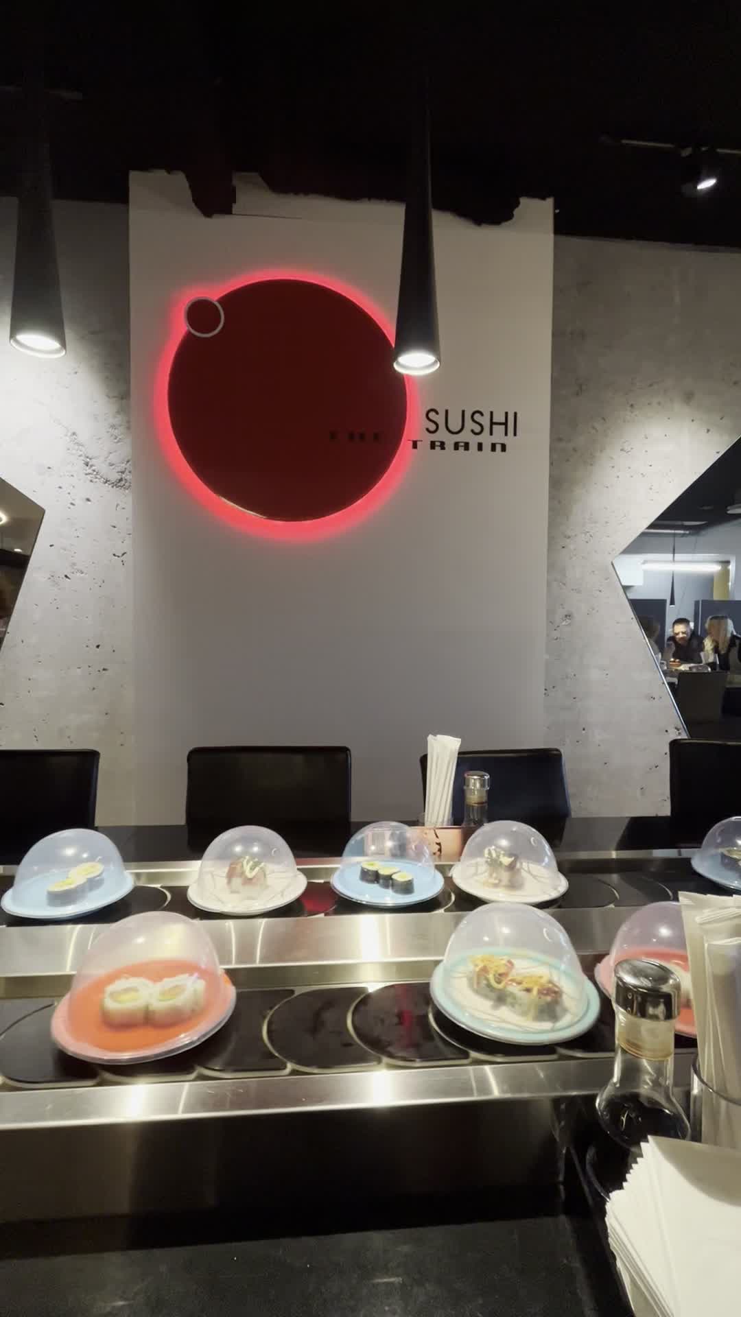 Ósushi the train | Tryggvagötu