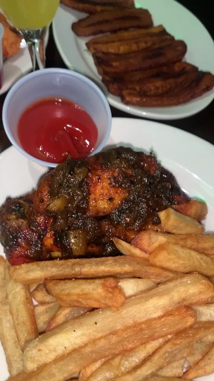 Video review of Savvor Restaurant and Lounge