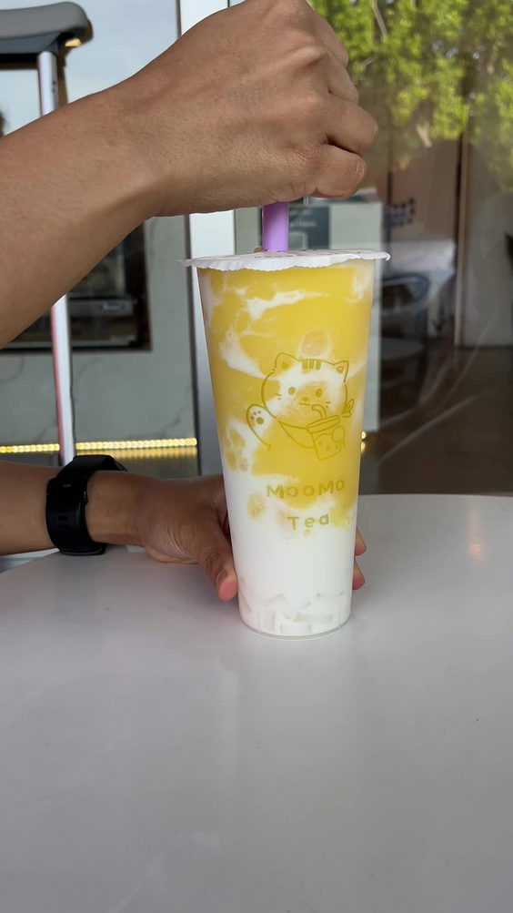 Moomo Tea