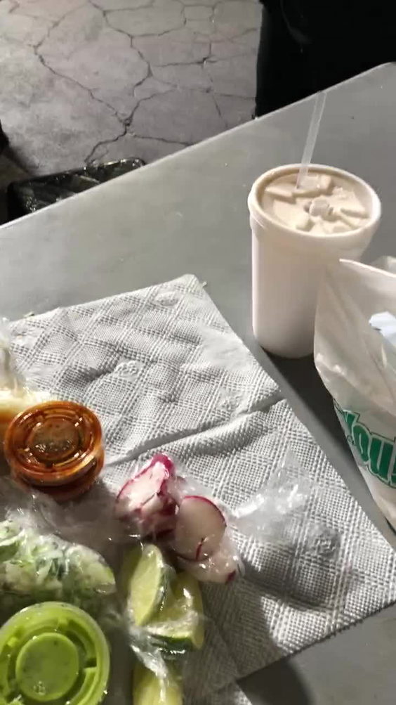 Leo's Taco Truck