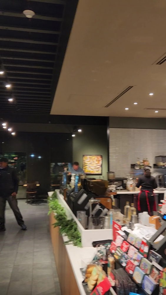 Starbucks 