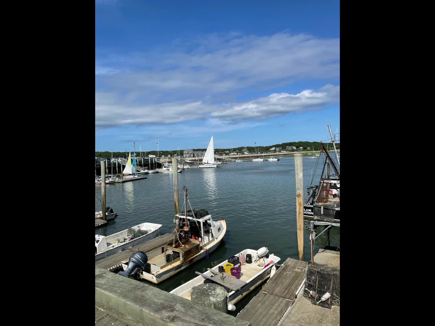 Video review of Mac's Seafood Wellfleet Pier