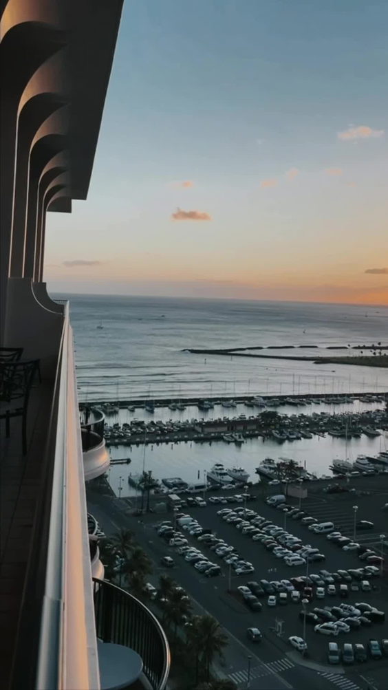 Hilton Hawaiian Village Waikiki Beach Resort