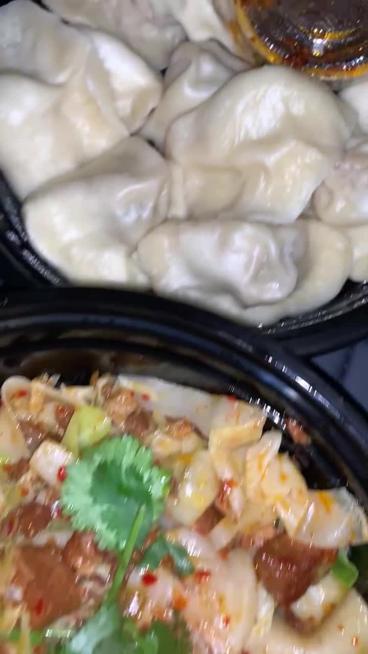 Video review of Xi'an Noodles