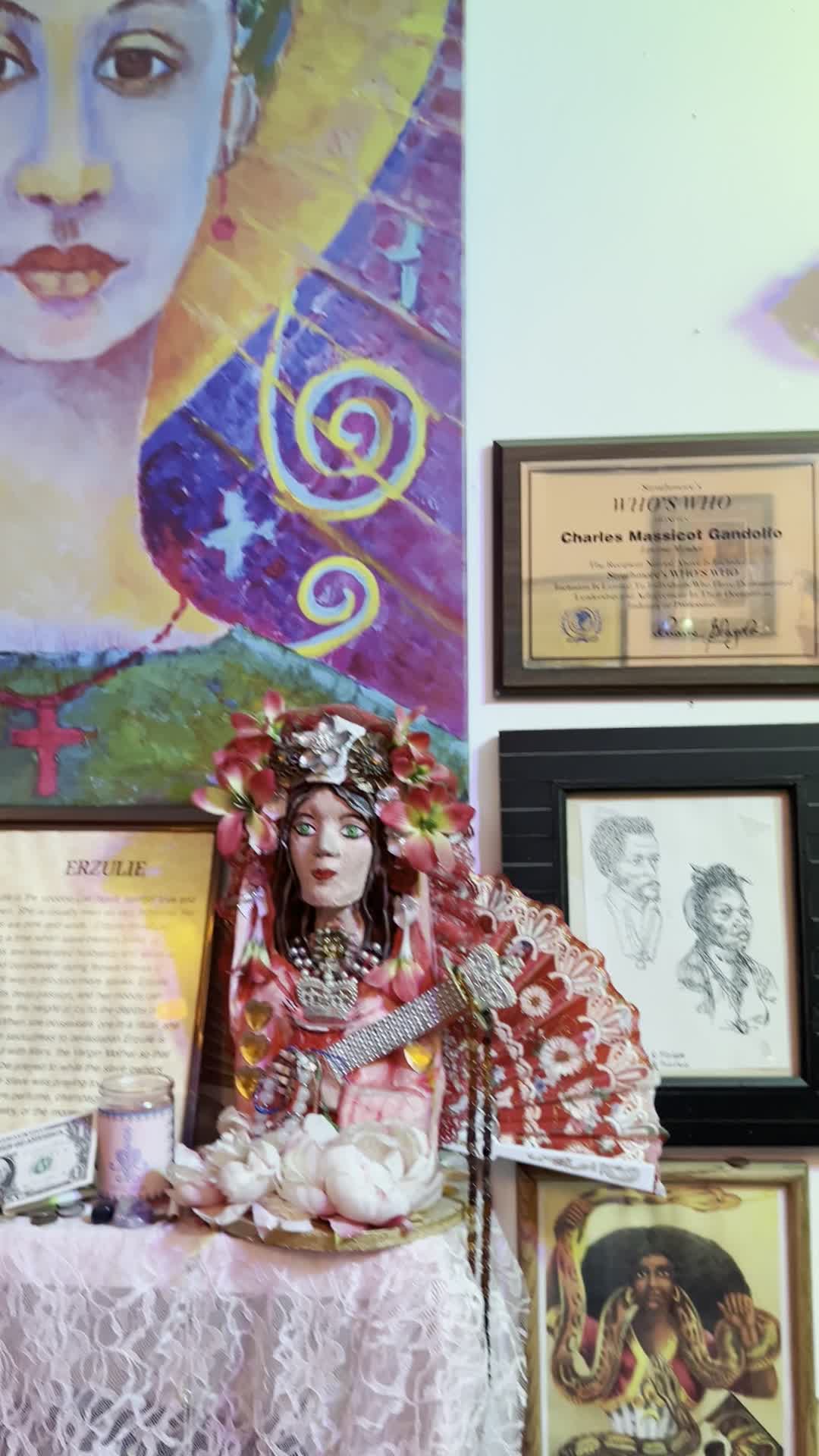 Video review of New Orleans Historic Voodoo Museum