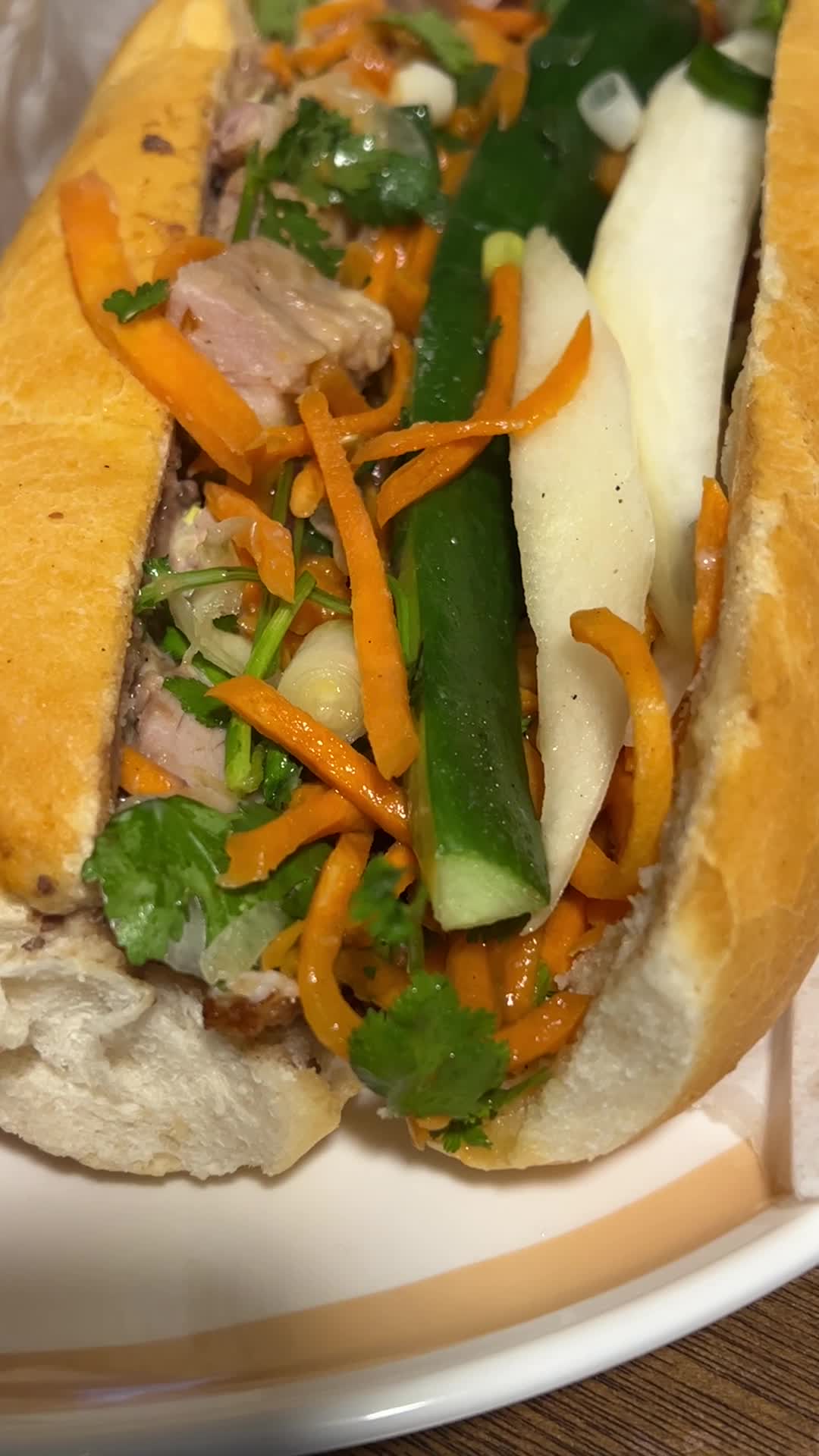 Video review of Marrickville Pork Roll