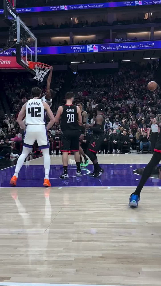 Golden 1 Center