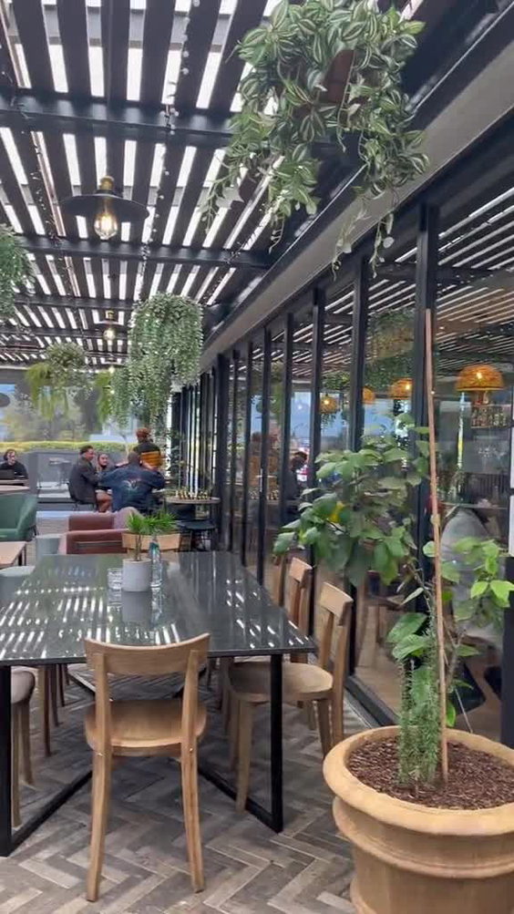 Geek house eatery