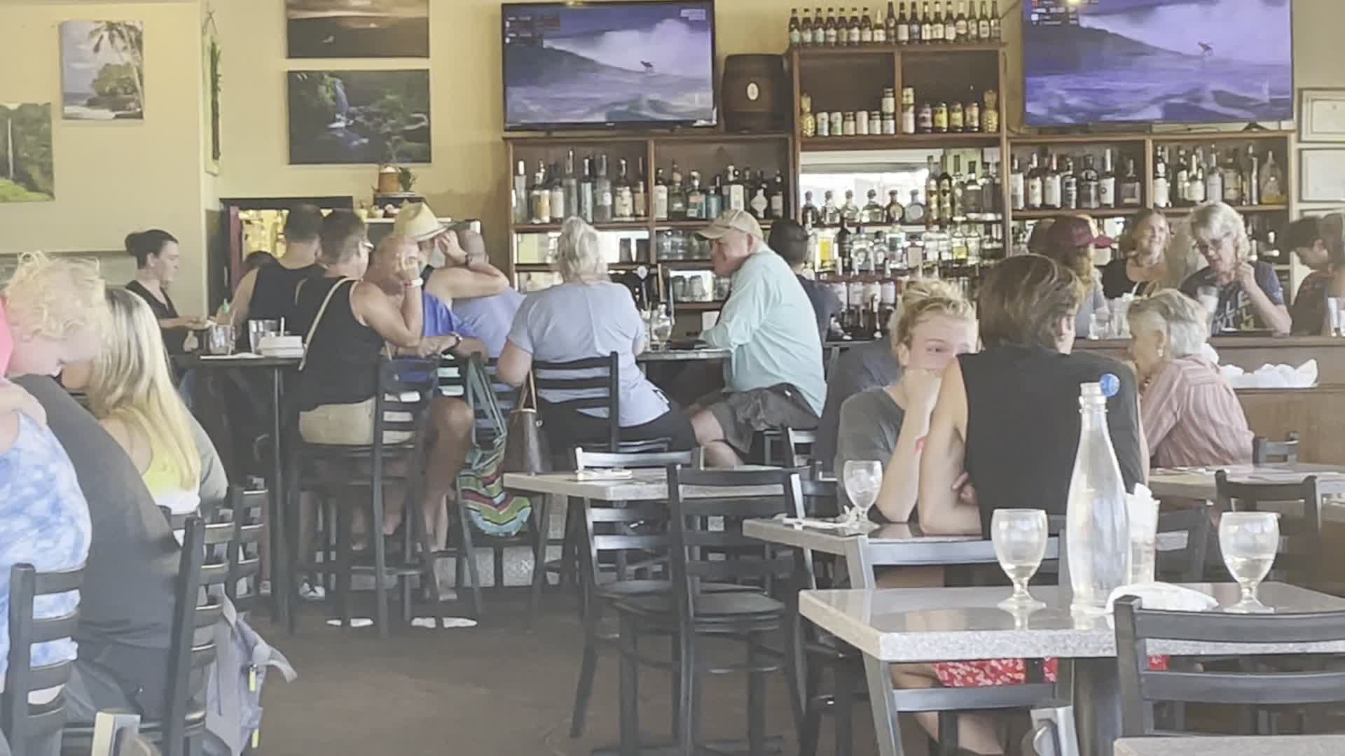 Pineapples Island Fresh Cuisine