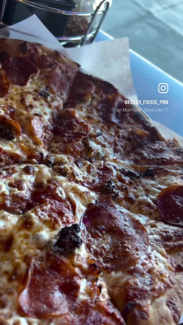 Cascade Locks Ale House