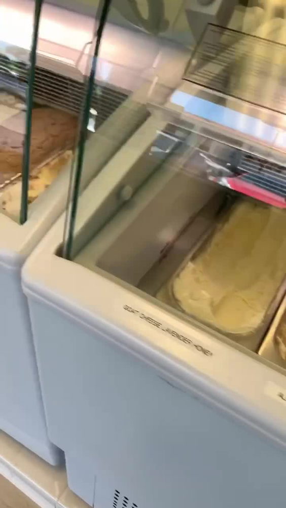 Scoops