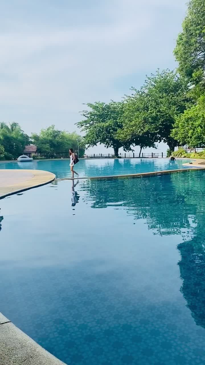 Video review of Terraza at Balai Isabel