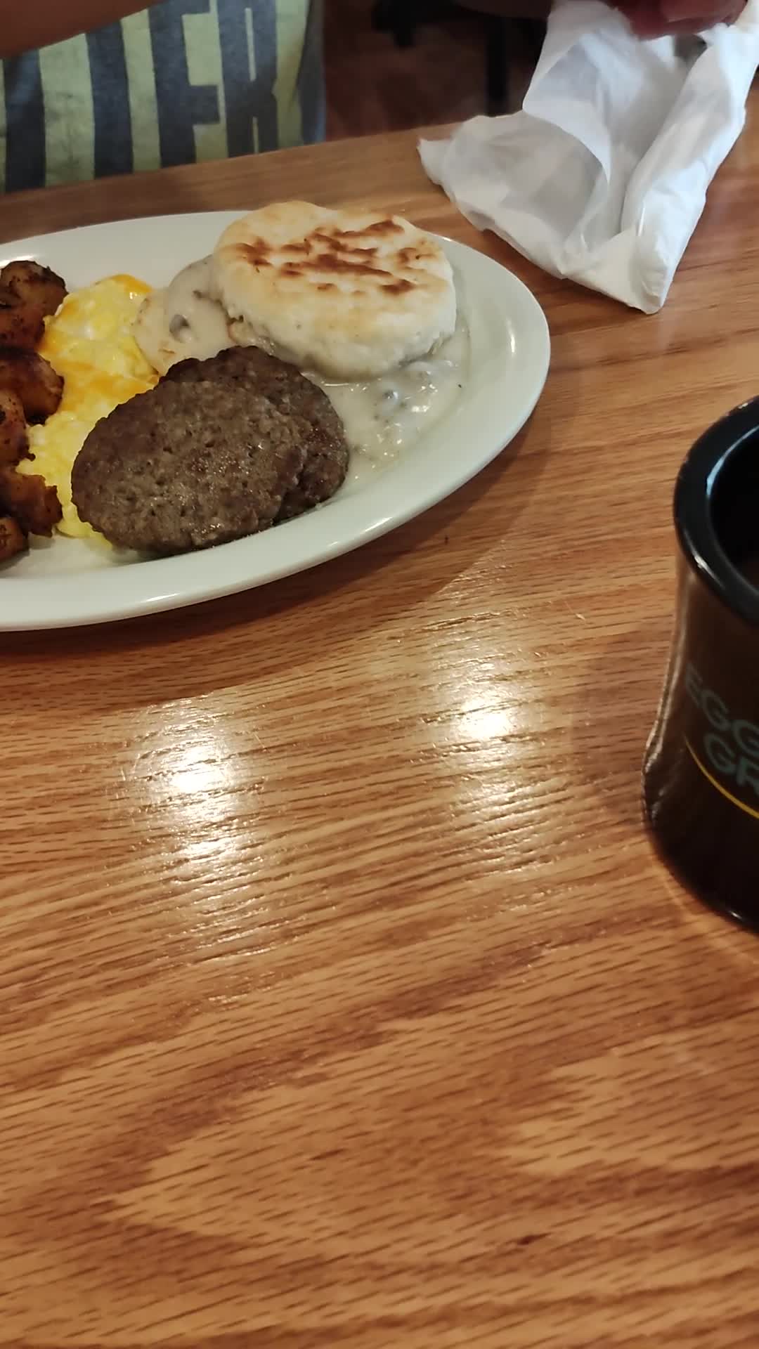 Eggs Up Grill