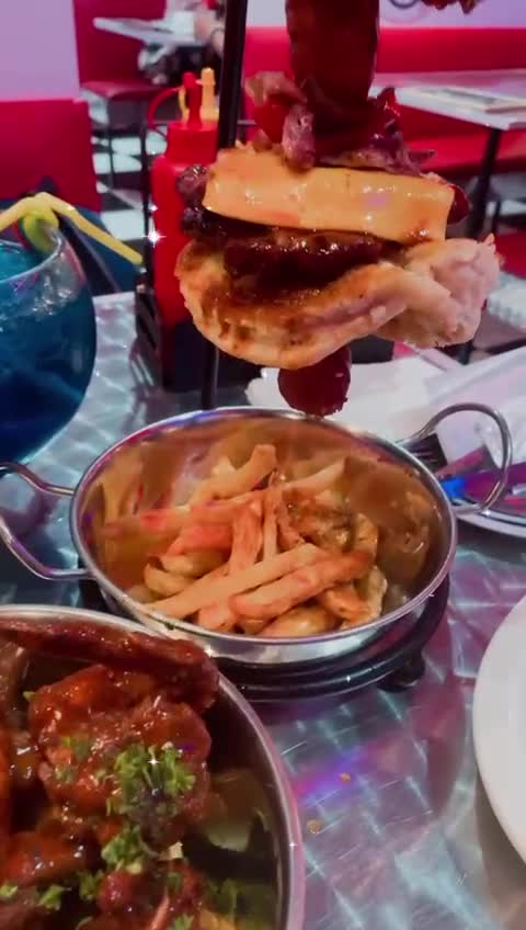 Mustang Sally's Pub & Diner