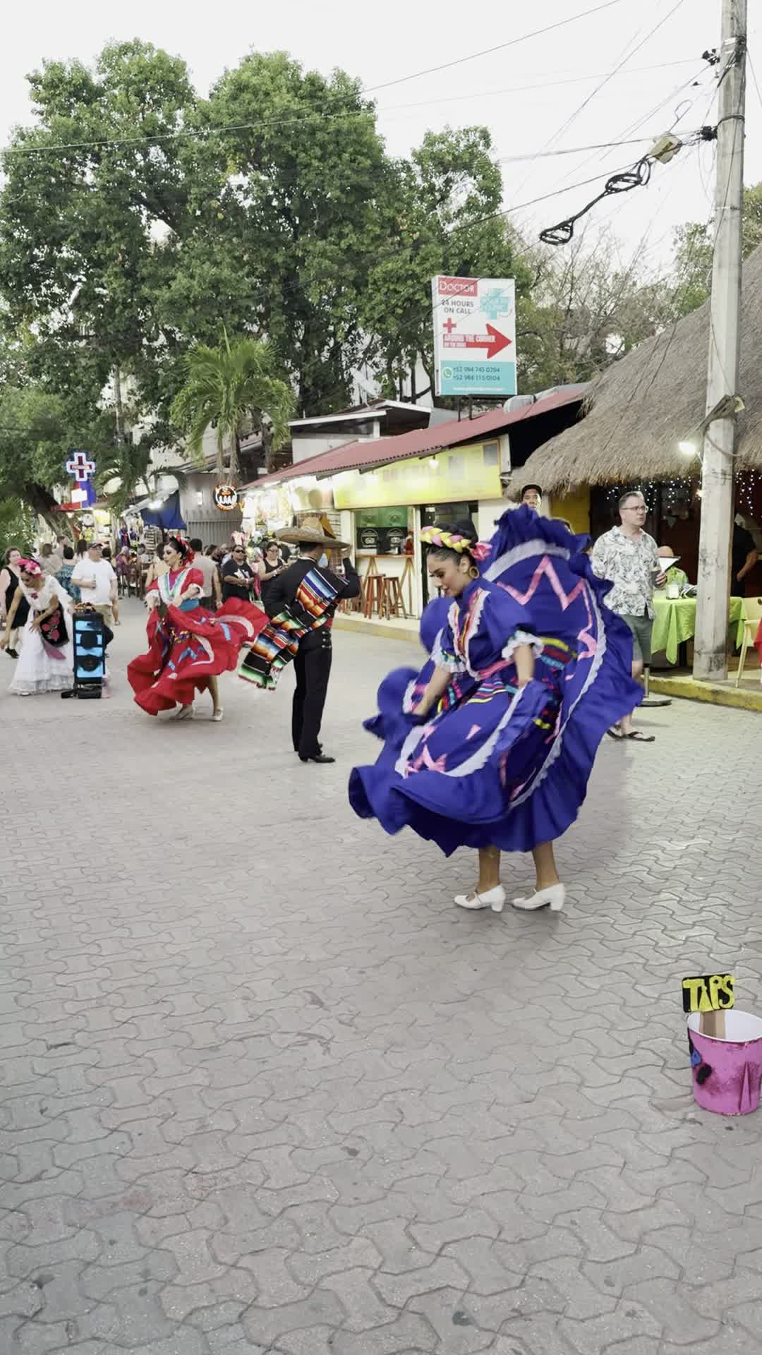 Video review of 5th Avenue (5ª Avenida)