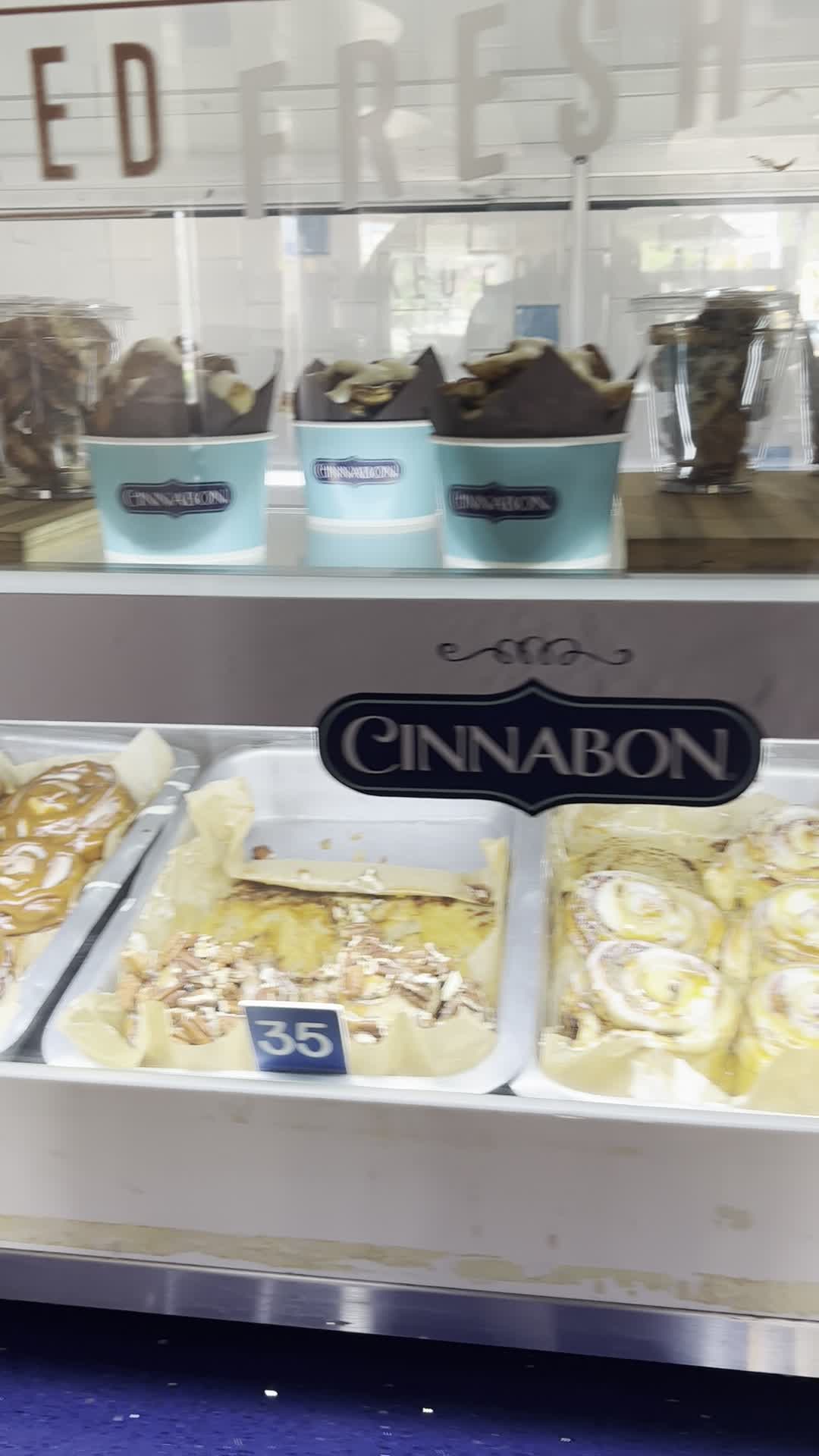 Cinnabon