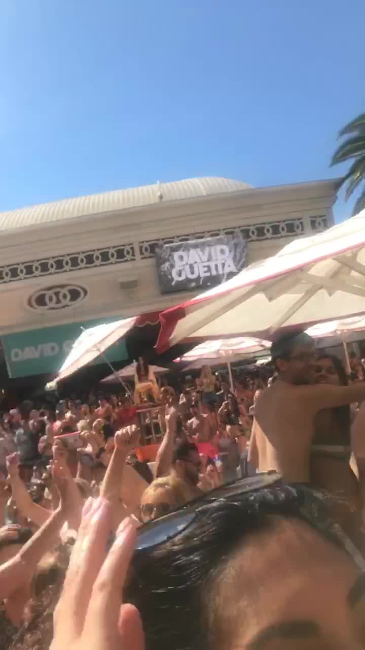 Encore Beach Club