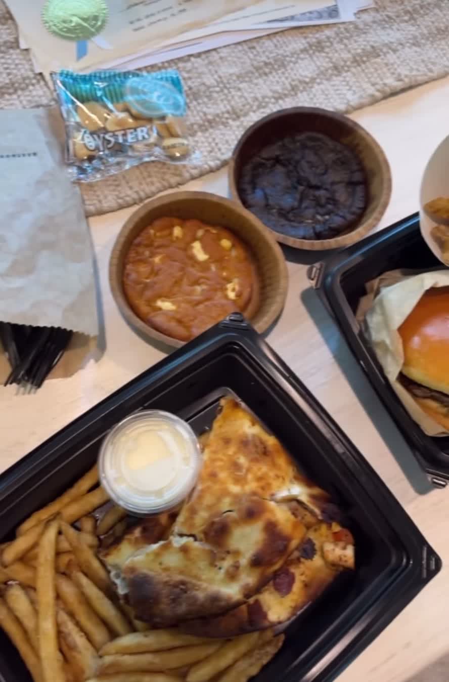 Video review of BJ's Restaurant & Brewhouse