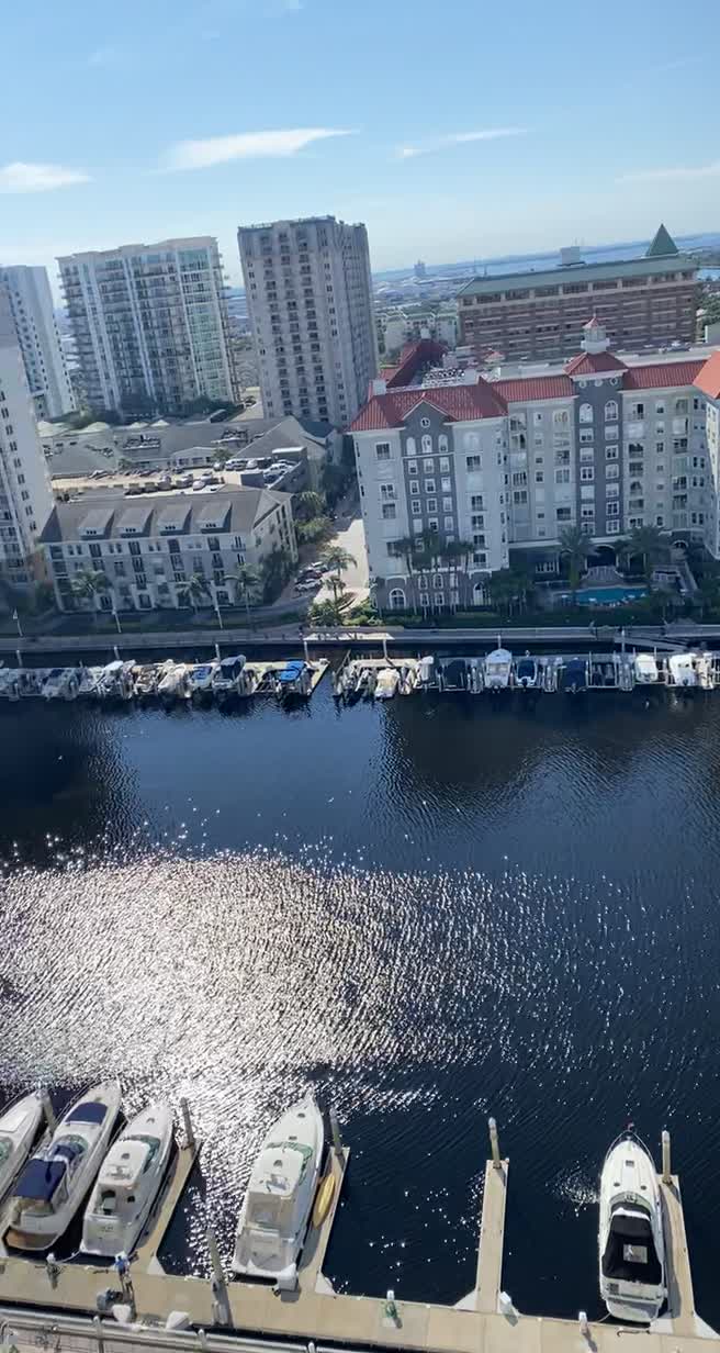 Video review of Tampa Marriott Water Street