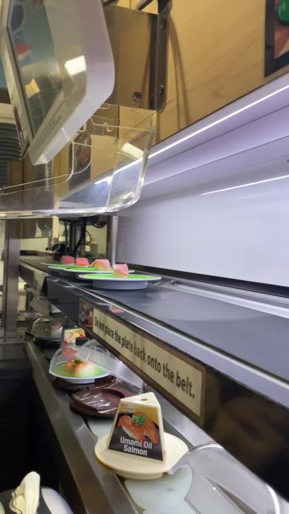 Kura Revolving Sushi Bar