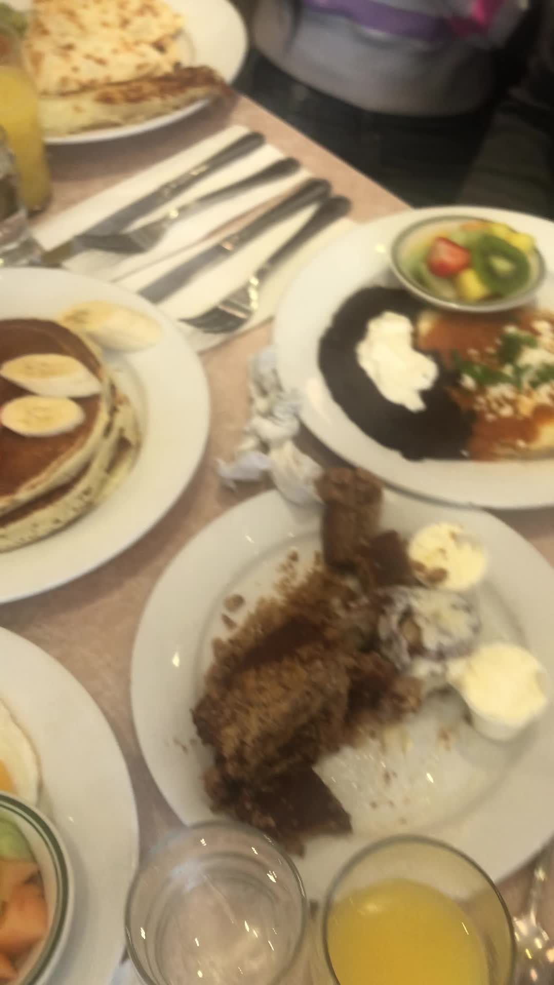 Video review of Palo Alto Creamery