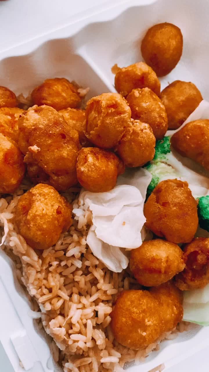 Ruby Thai Kitchen Wheaton