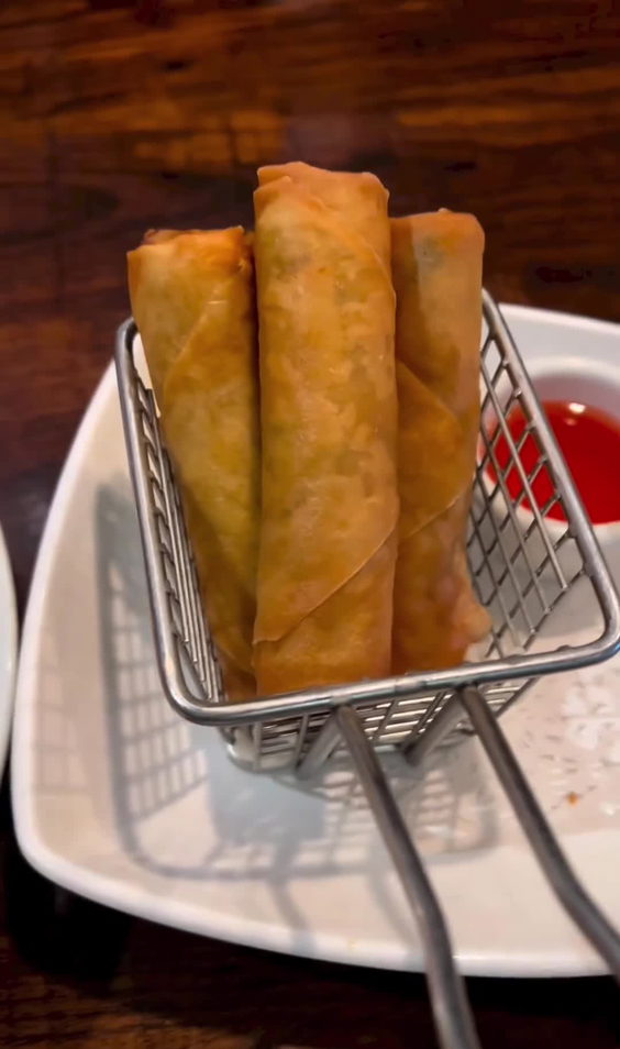 SriThai {Thai kitchen & sushi bar