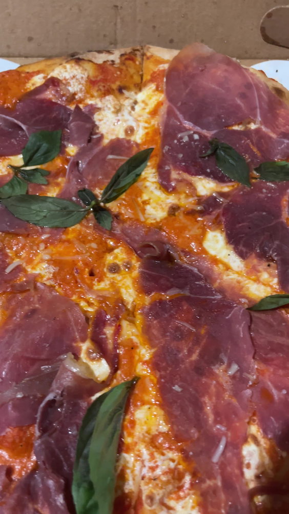 Ungaro Coal Fired Pizza Cafe