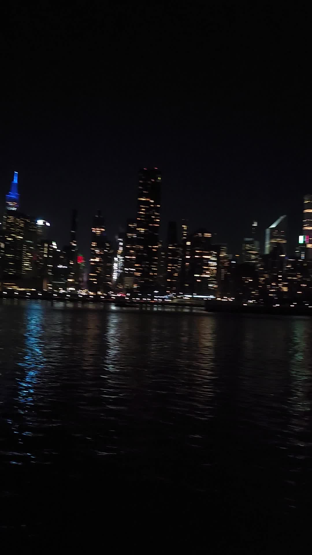 Video review of Gantry Plaza State Park