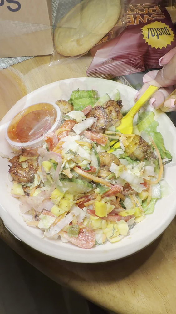 gusto! - healthy bowls & wraps