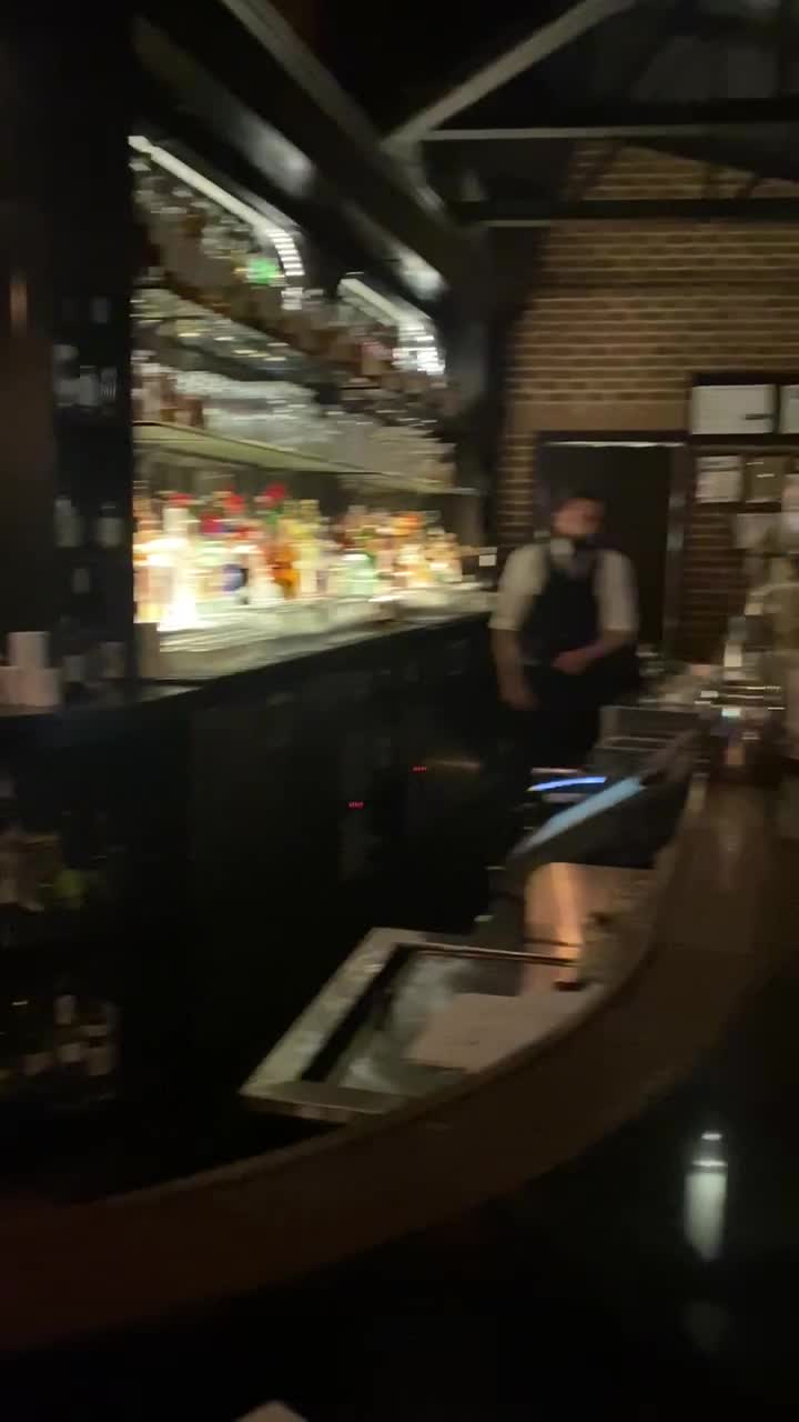 Video review of Roxy Bar