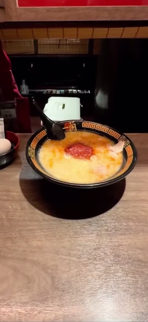 Video review of Ichiran (一蘭)