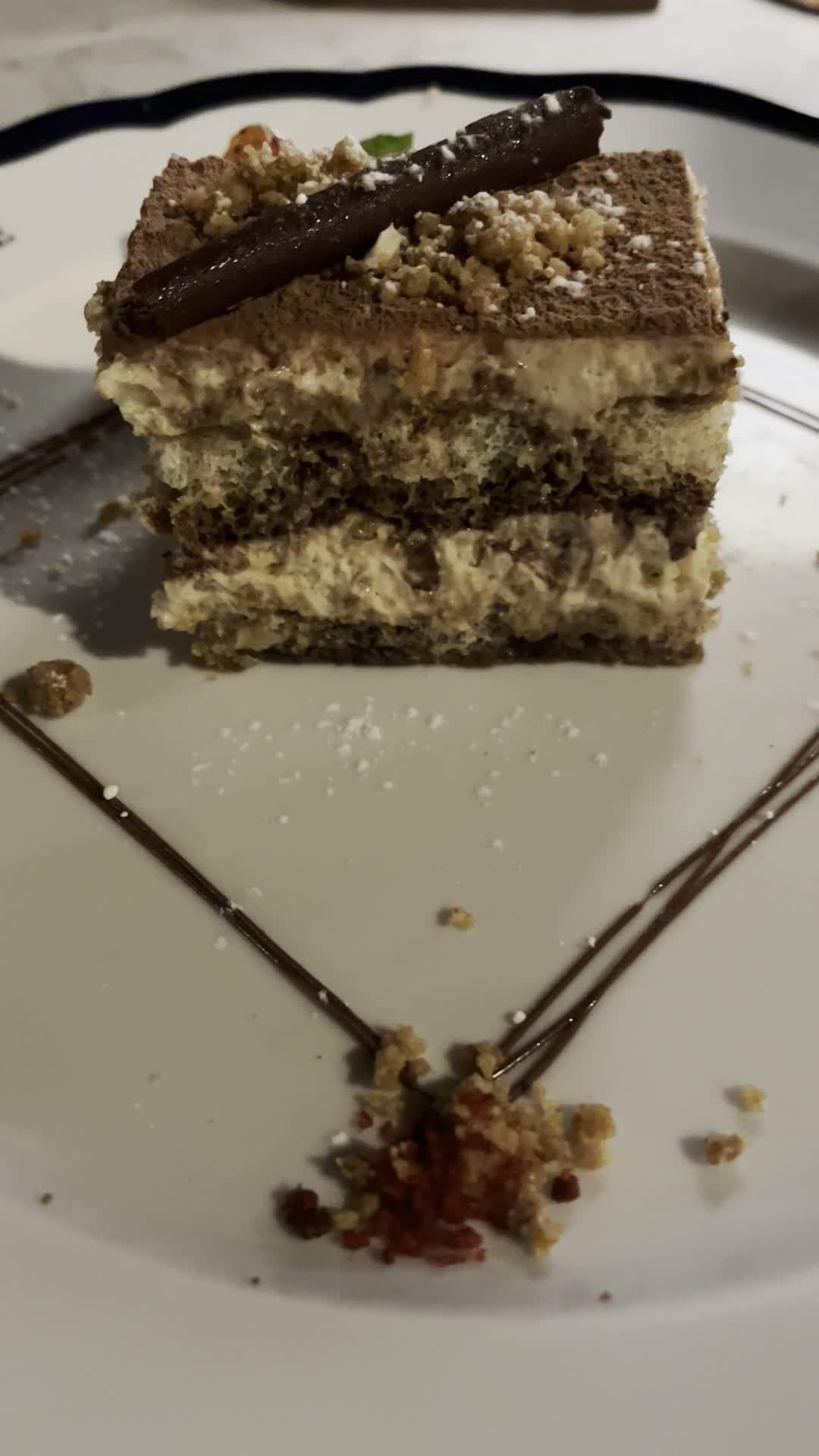 Piazza by Storia D'Amore - Chipichape