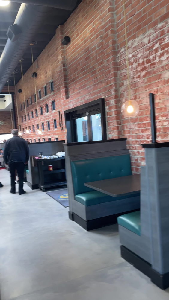 Broken Yolk Cafe