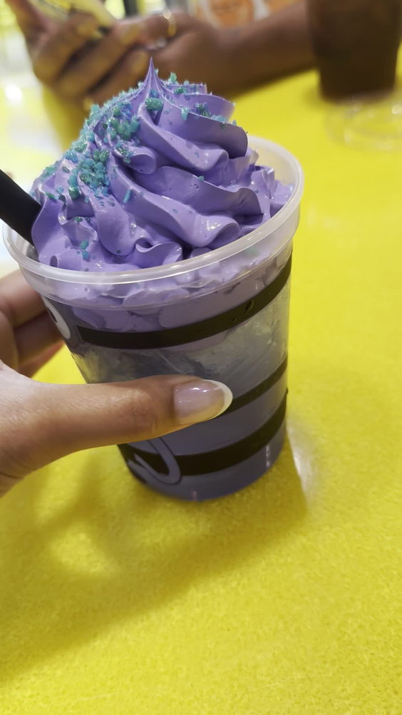 Minions Cafe