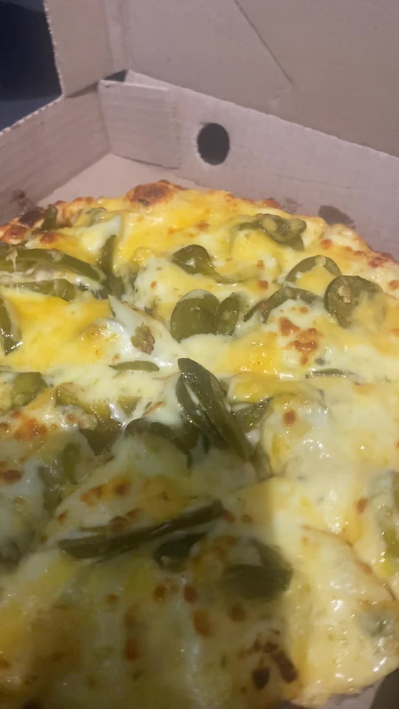 Debonairs Pizza