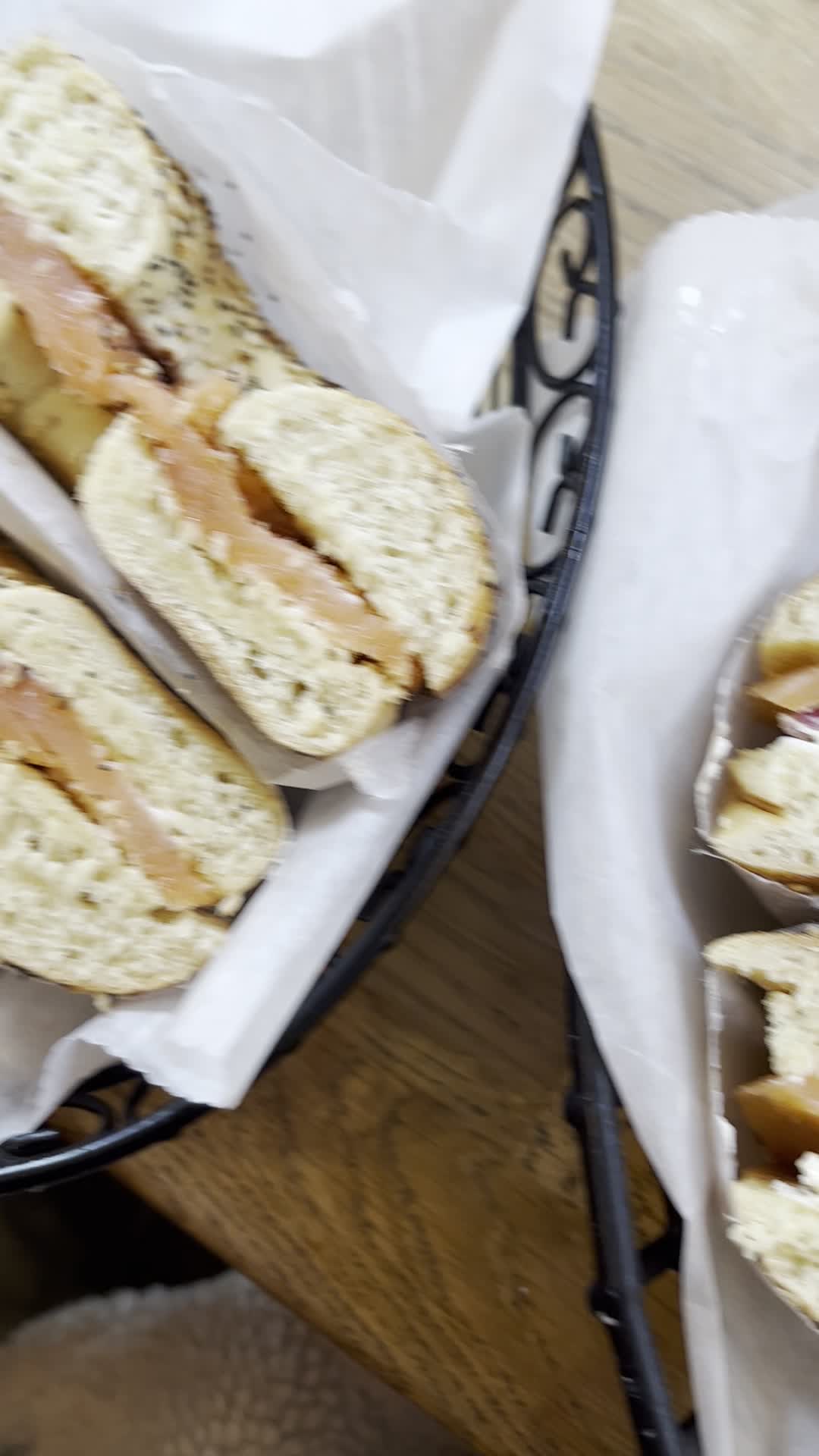 Video review of Telegraphe Café