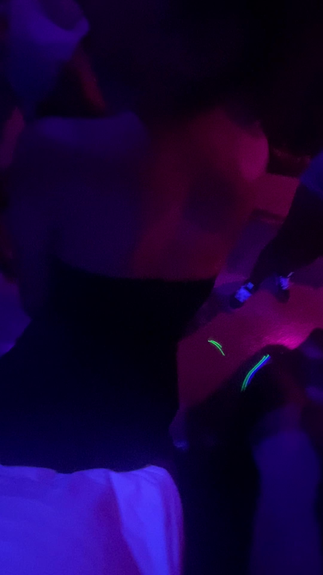 Video review of Alleia