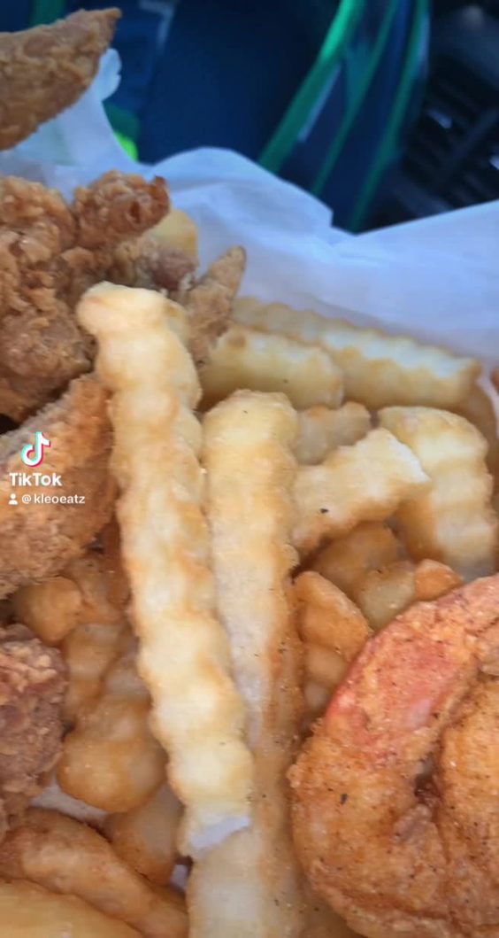 Harold's Chicken & Ice Bar