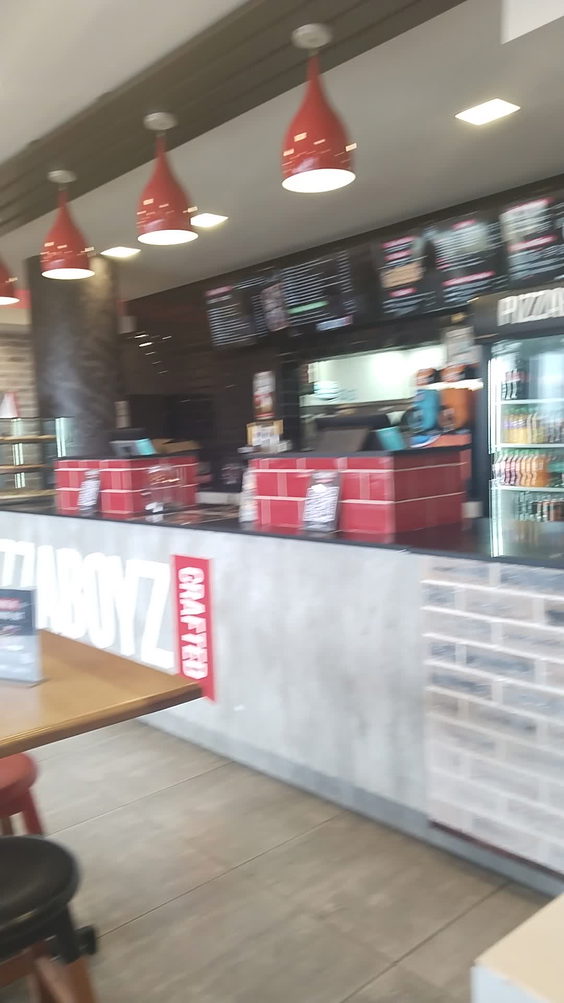 Pizzaboyz